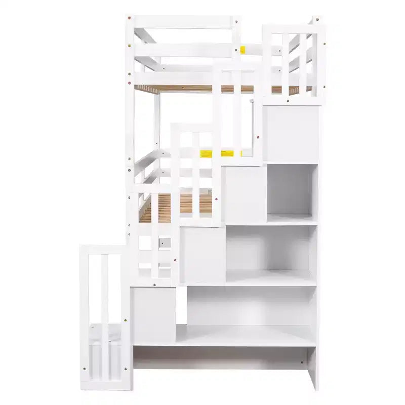 Letto a castello triplo a una piazza con scala portaoggetti, design separato per bambini