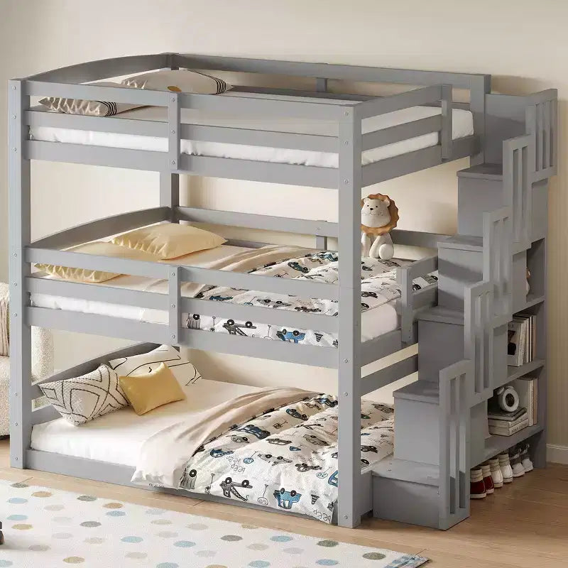 Letto a castello triplo a una piazza con scala portaoggetti, design separato per bambini