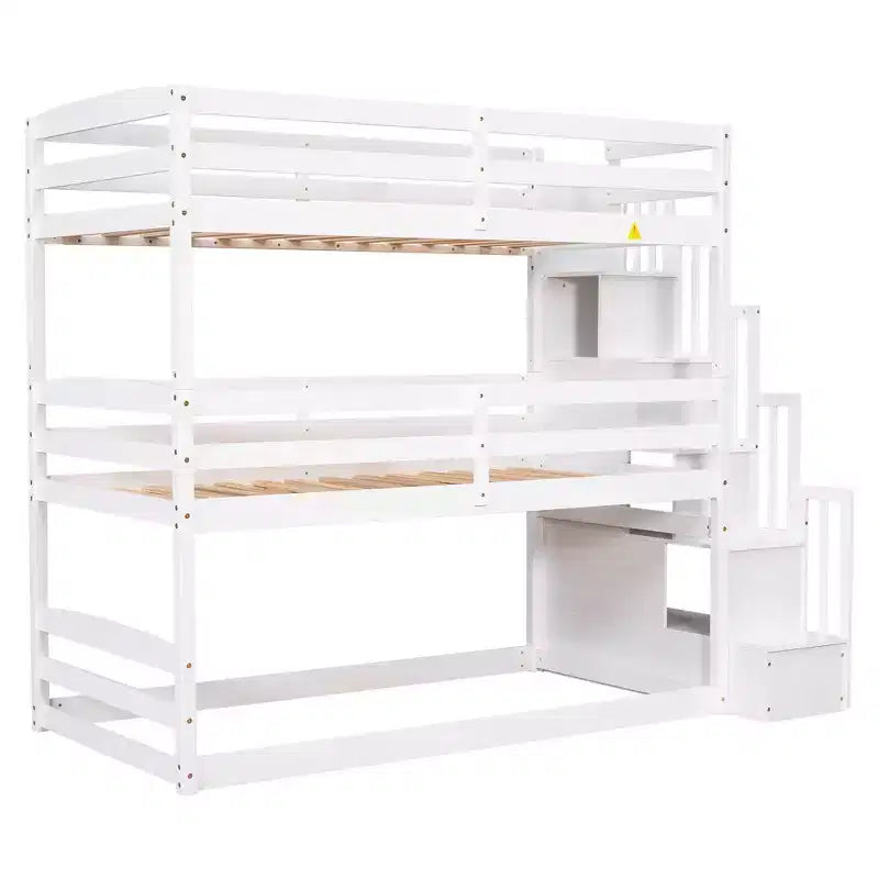 Letto a castello triplo a una piazza con scala portaoggetti, design separato per bambini
