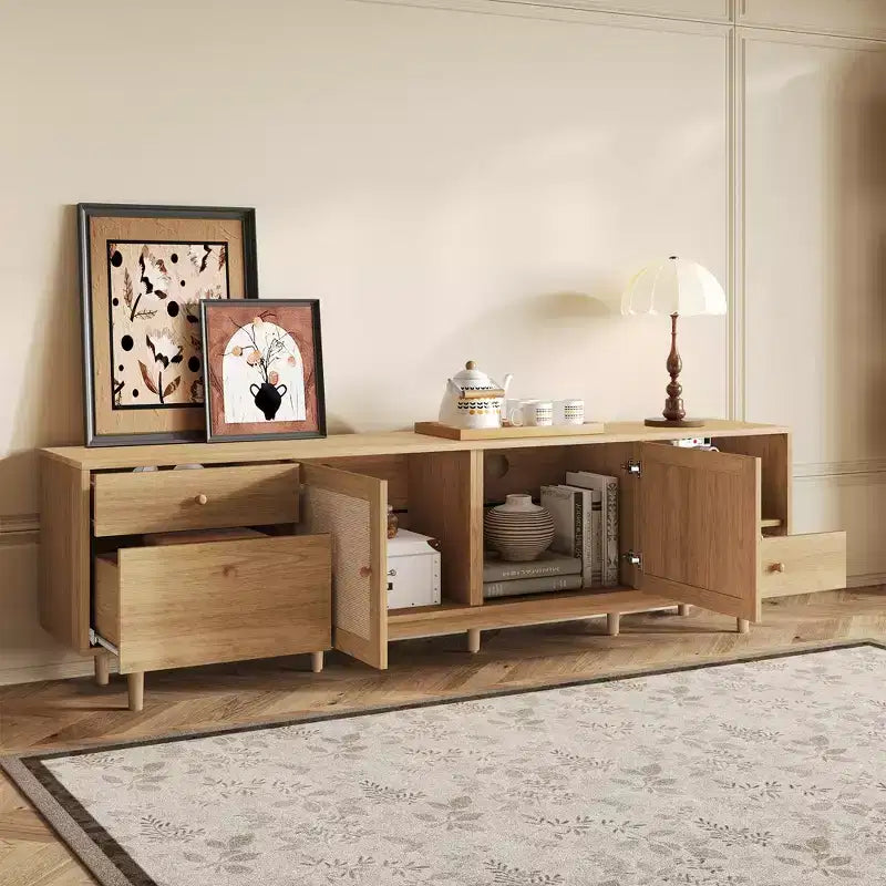 Mobile TV in rattan stile Mid-Century moderno da 77" per TV da 65"+, con cassetti e vani aperti